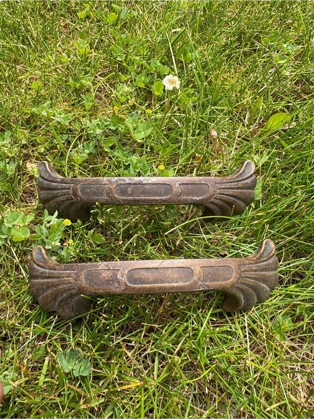 Ornate Cast Metal Drawer Pulls - Rustic Brown